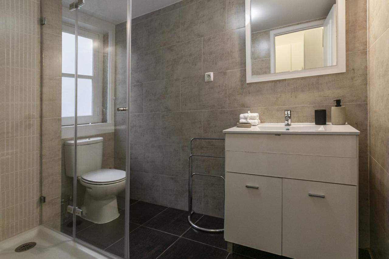 Downtown Flat With Design And Comfort At Downtown Lisbon Exterior photo